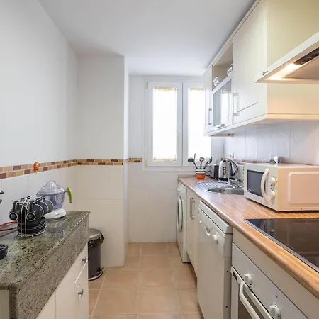 Apartamento Cecile * Motril