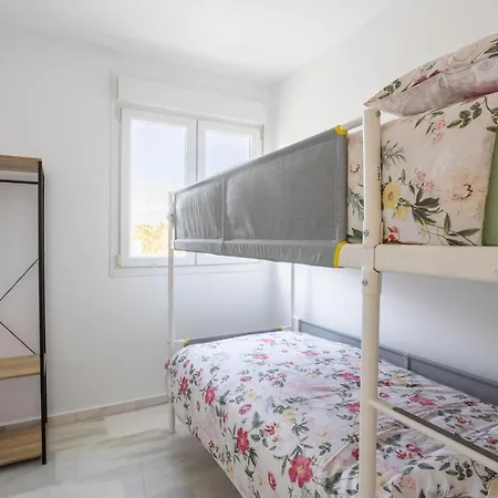 Apartamento Cecile * Motril